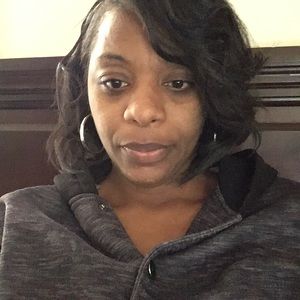 Meet your Posher, Sheneta